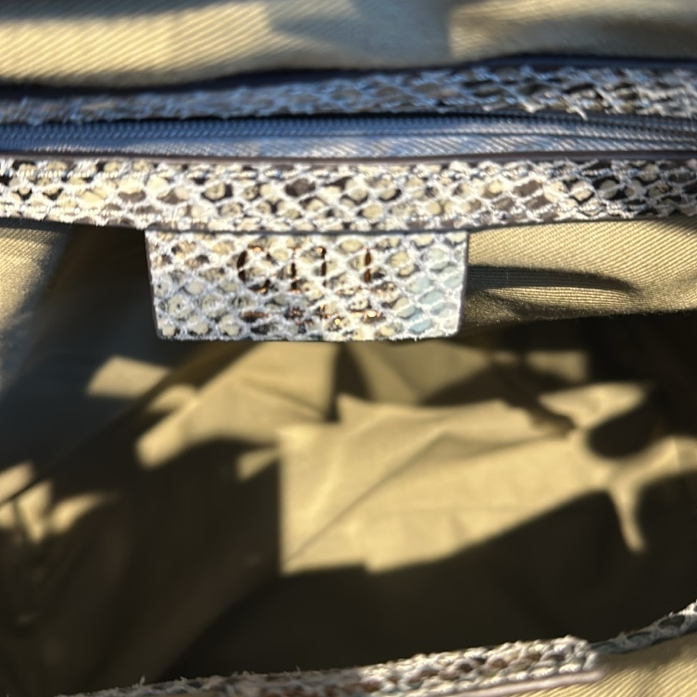 G.I.L.I. Cobra Italian Blue Leather Snakeskin Design Tote - Picture 8 of 9